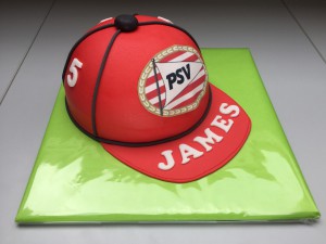 Kindertaarten - PSV pet taart Kindertaarten - PSV pet taart