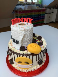 Feesttaarten - Stapeltaart dripcake Covid-19 met WC rol en zeep
